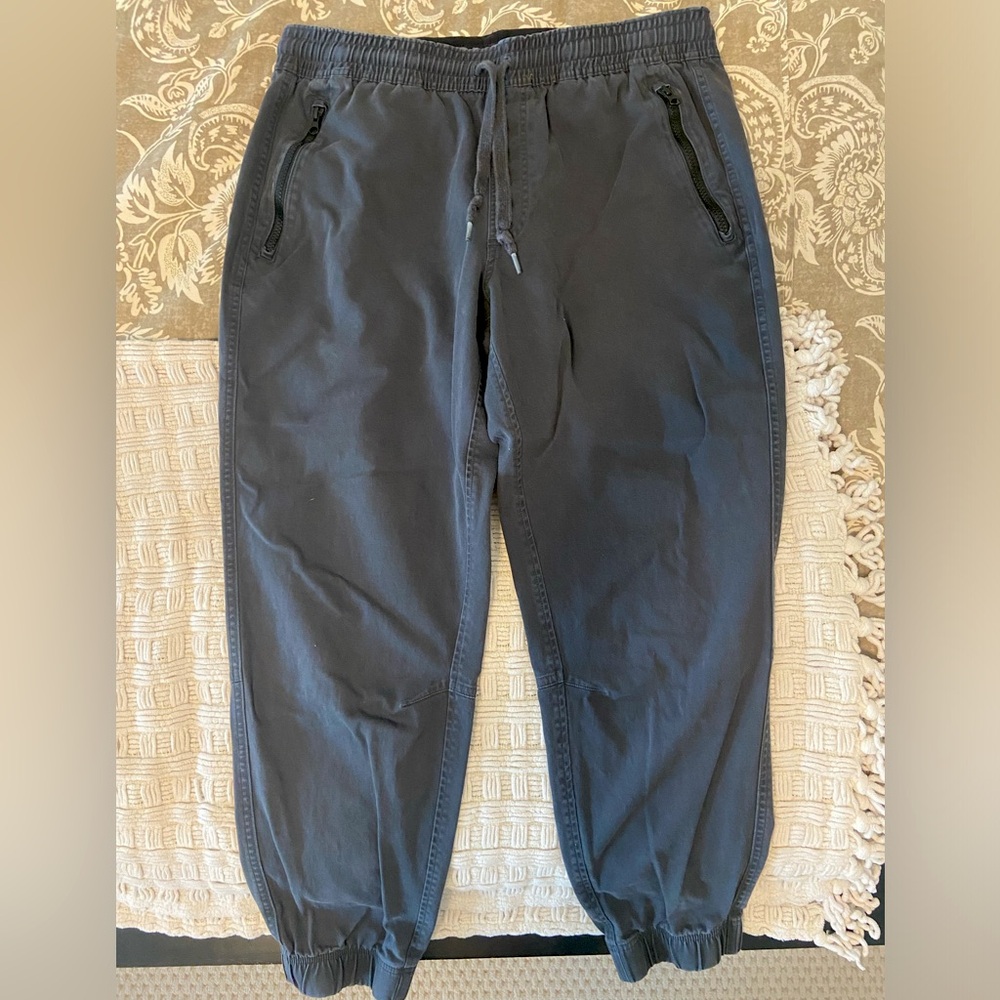 XL Men’s Under Armor Performance Jogger